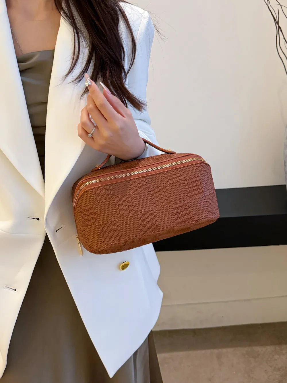 14fac05d-d2ce-4771-8456-4b82d34a2142-Max