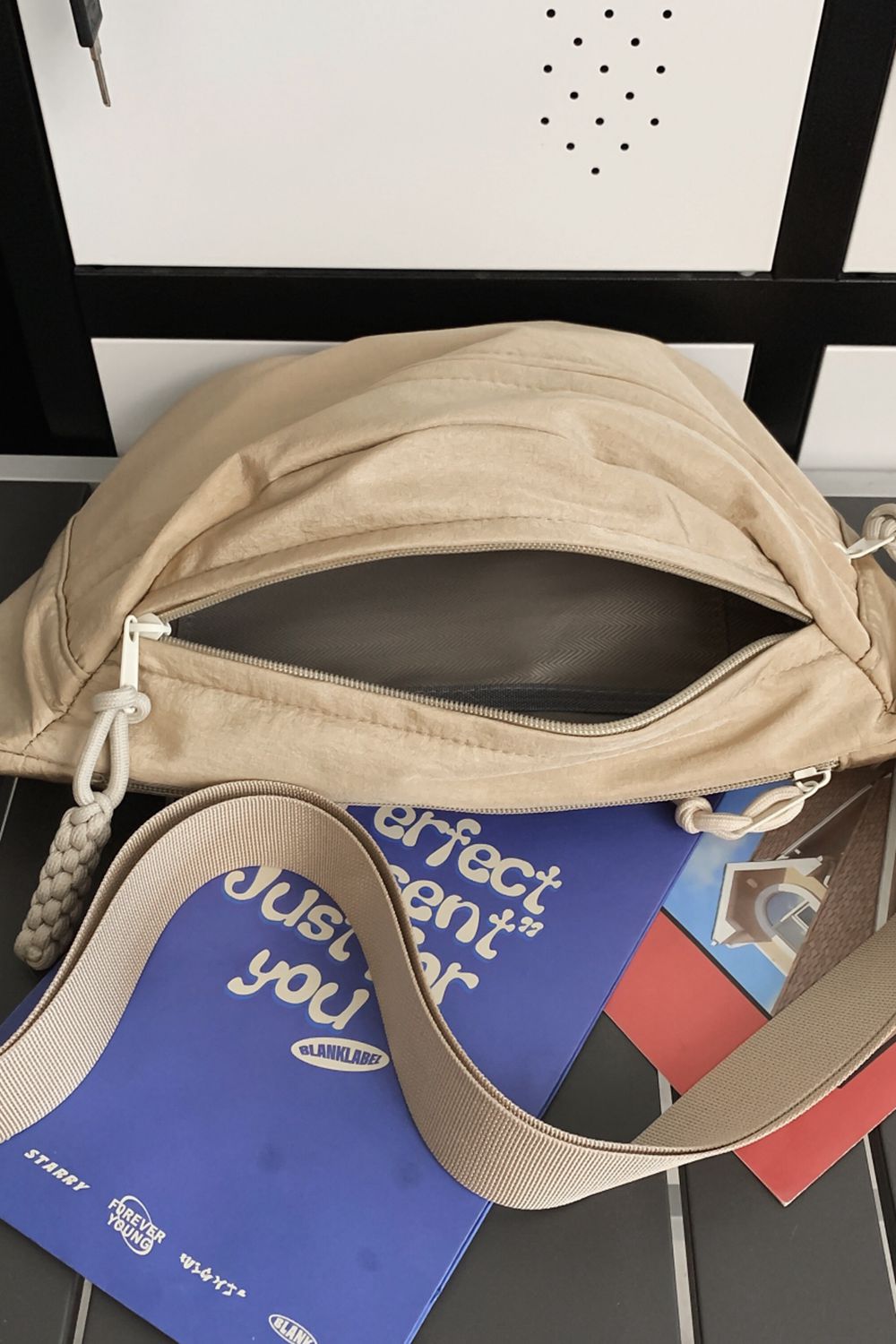 2c17fb3d1b344e57ac6299dada9d15ea-Max